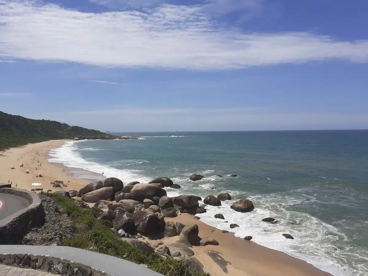 Foto real de Rodovia Interpraias