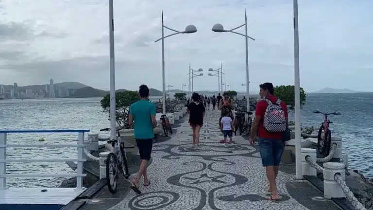 pôr do sol Molhe Barra Sul