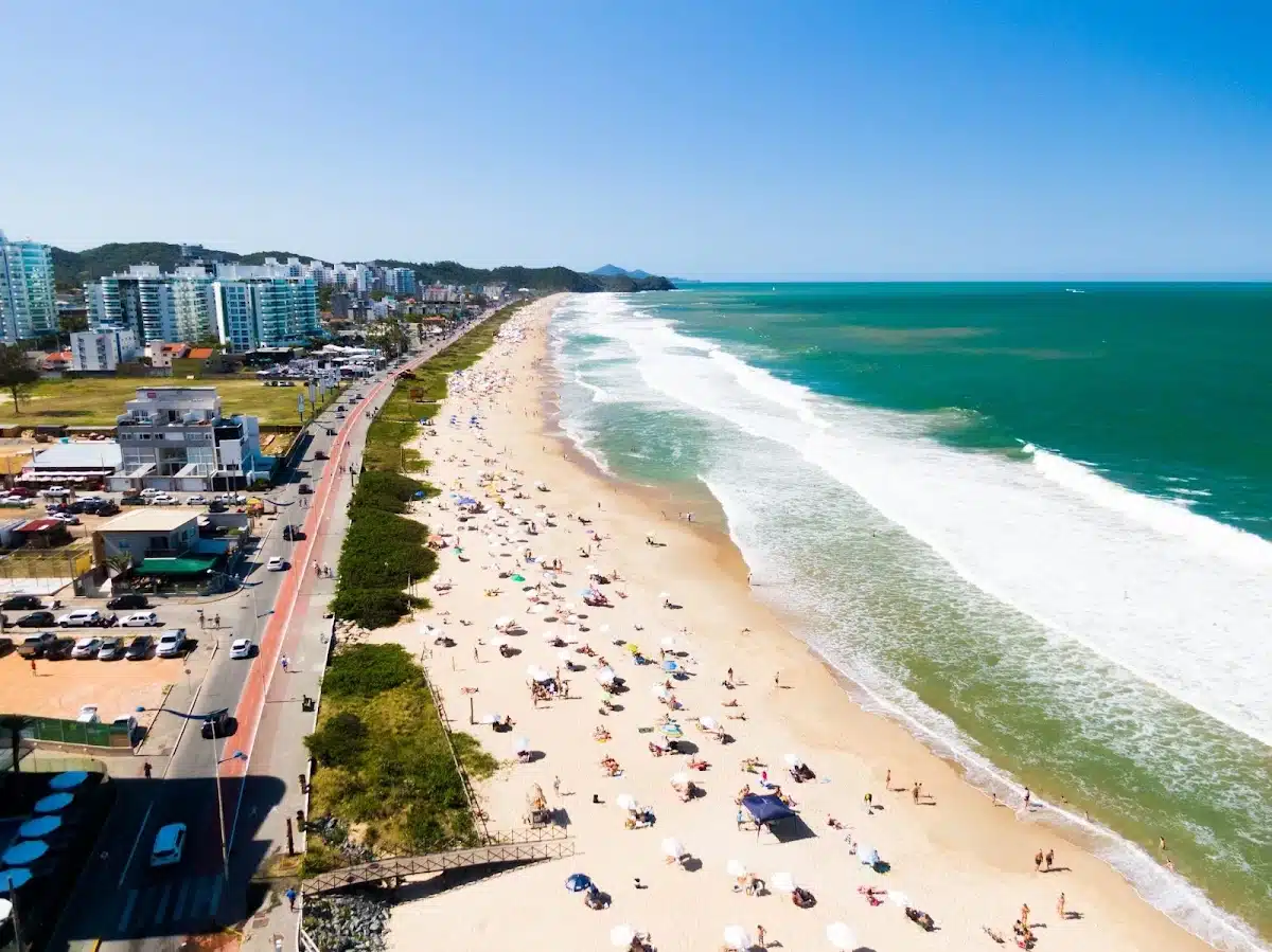 Foto real de Praia Brava