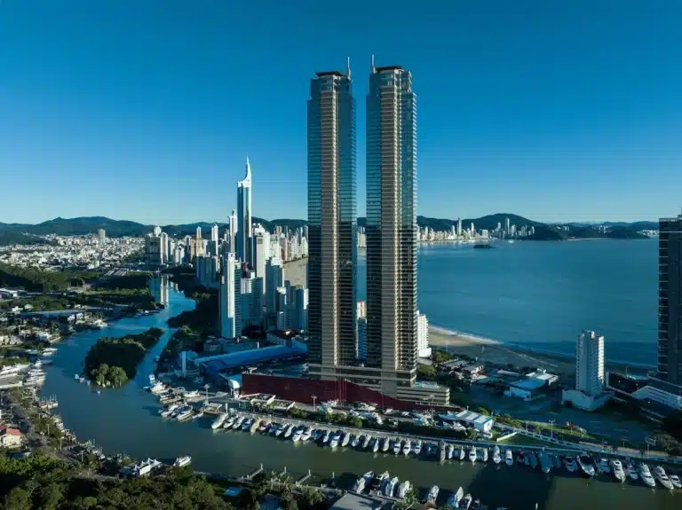 prédios altos Balneário Camboriú