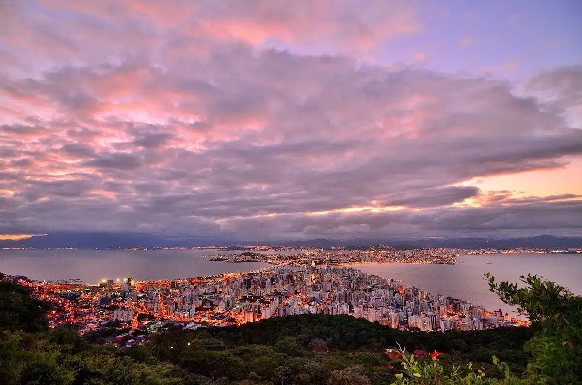 Foto real de Morro da Cruz