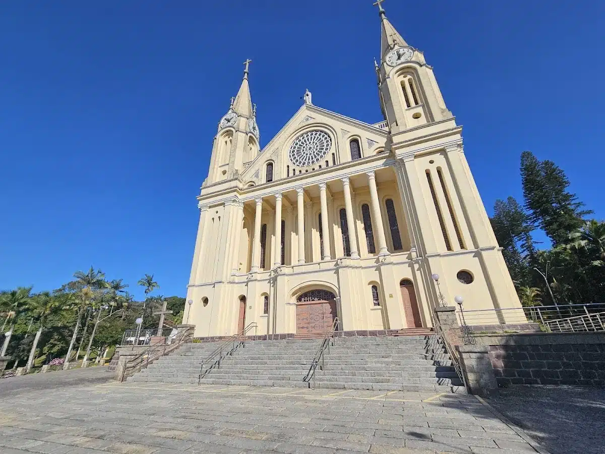 Foto real de Catedral de São Pedro Apóstolo