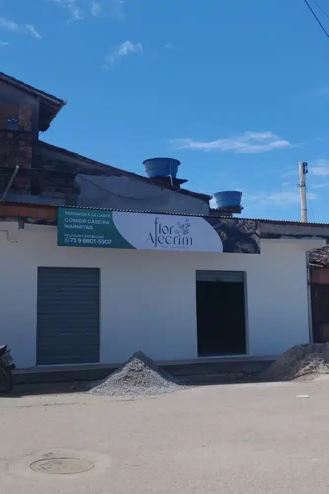 Foto real de Flor de alecrim restaurante