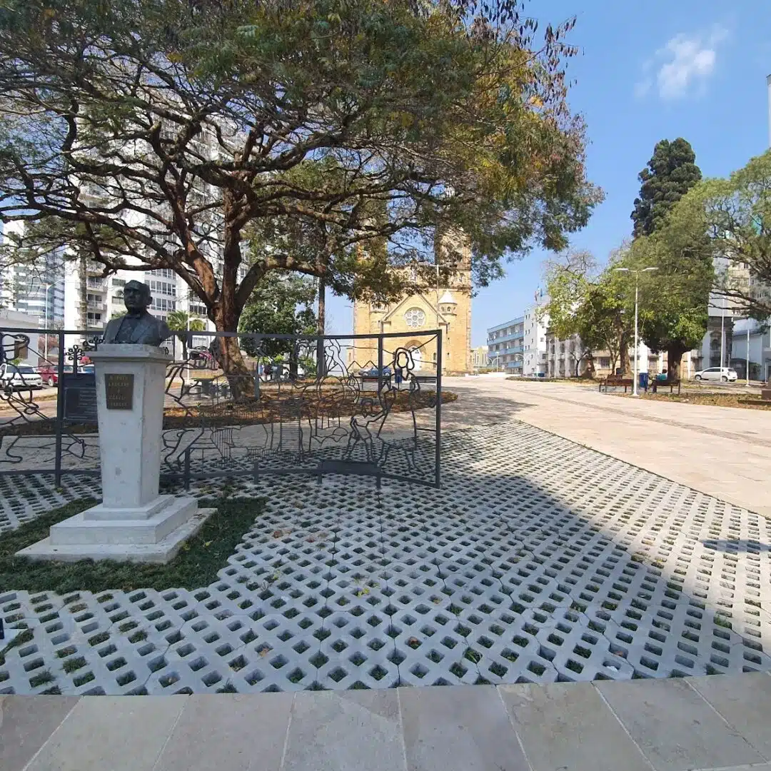 Foto real de Praça João Ribeiro