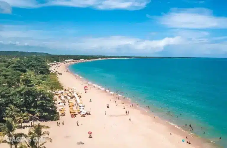 Foto real de Praia de Taperapuã