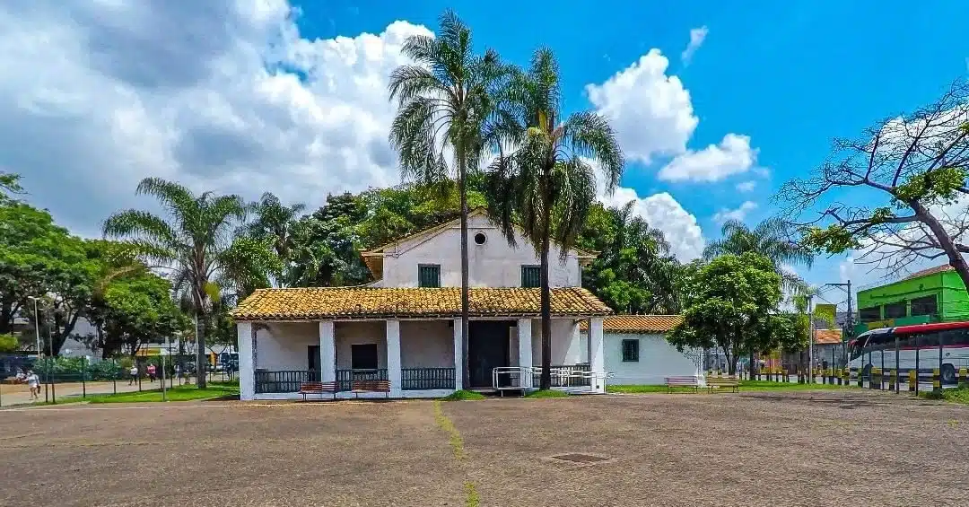 Foto real de Capela de São Miguel Arcanjo