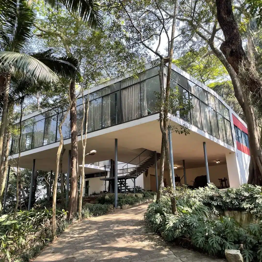Foto real de Casa de Vidro