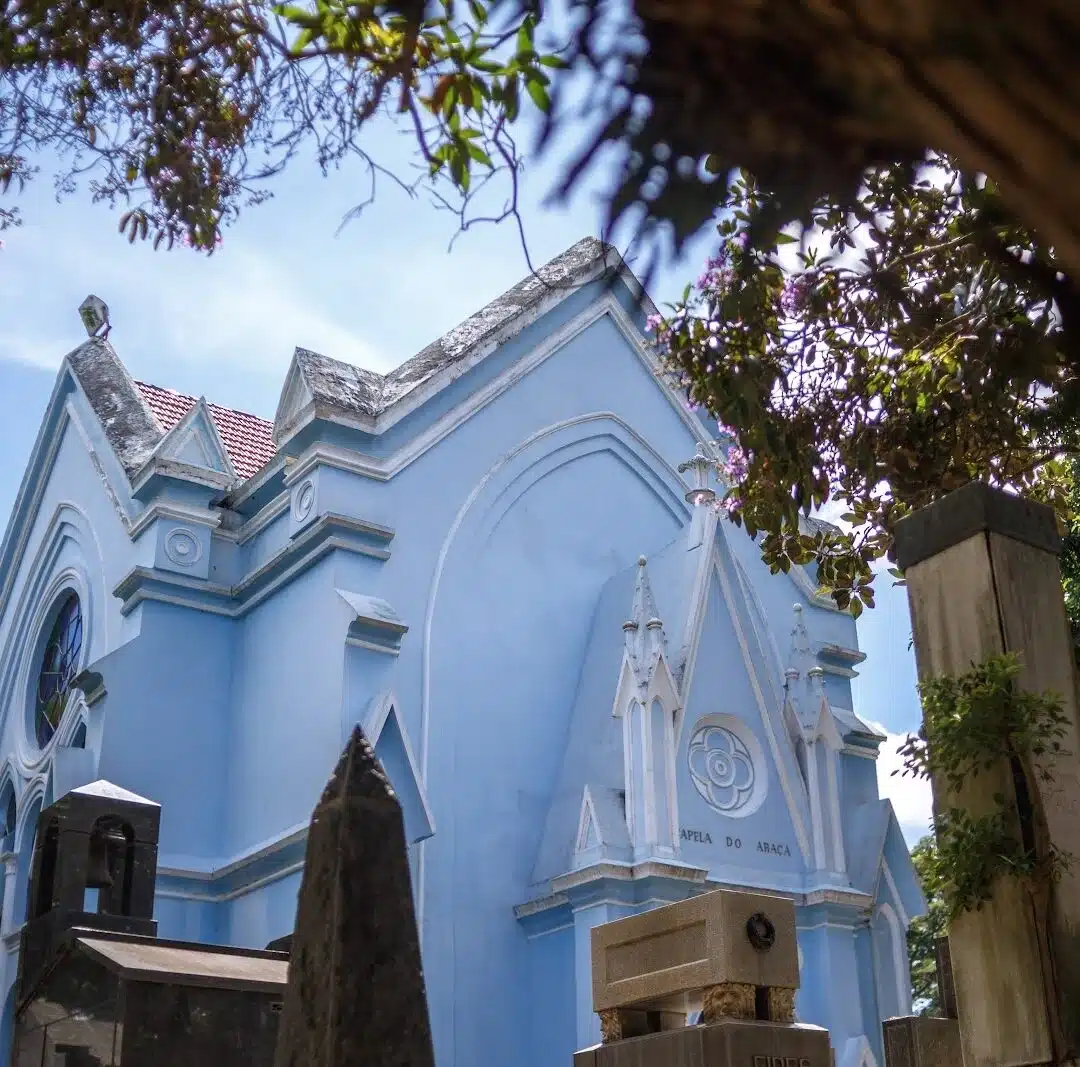 Foto real de Cemitério do Araçá