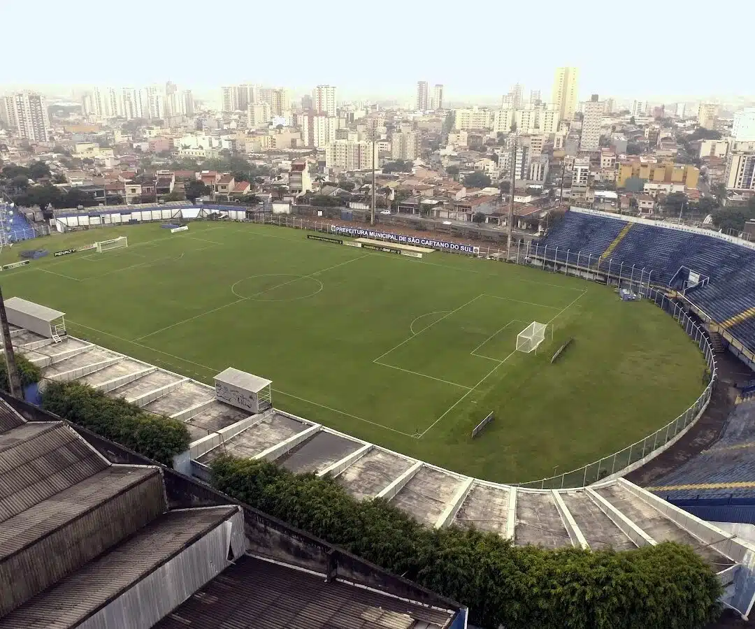 Foto real de Estádio Anacleto Campanella