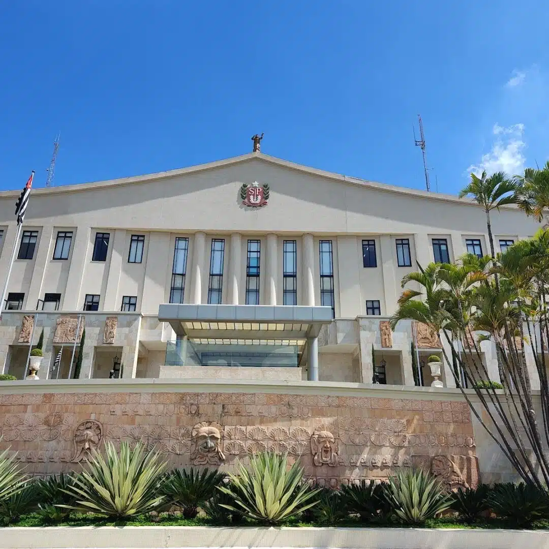 Foto real de Palácio dos Bandeirantes