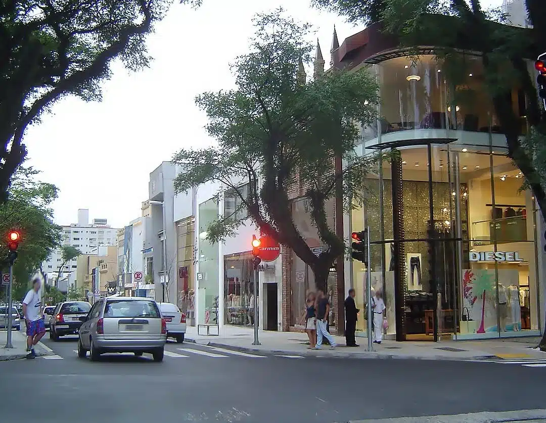 Foto real de Rua Oscar Freire