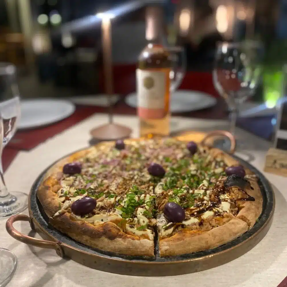 Foto real de Tina Pizzeria