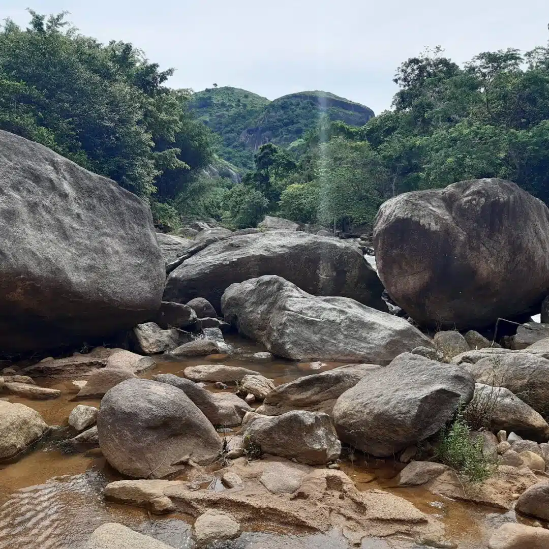 Foto real de Cachoeira do Rio Preto