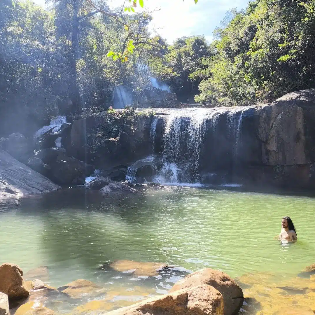 Foto real de Cachoeira do Limoeiro