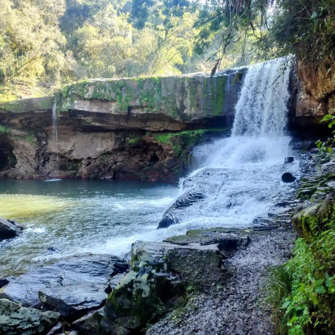 Foto real de Cascata da Velha