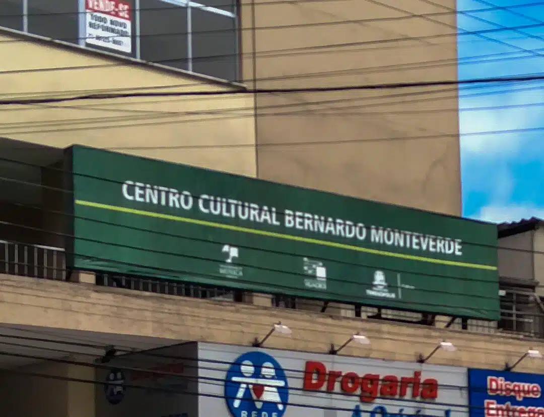 Foto real de Centro Cultural Bernardo Monteverde