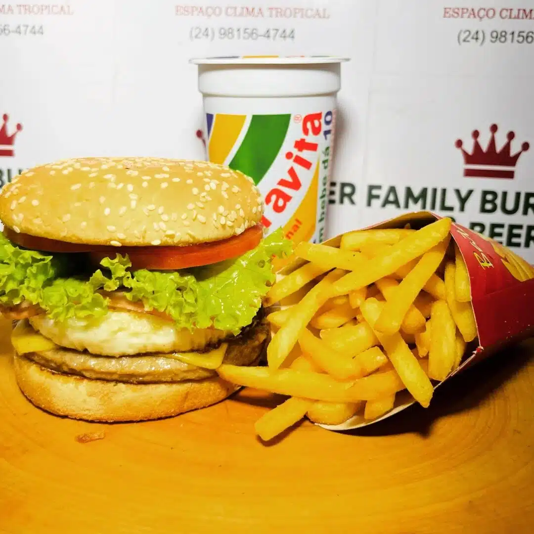 Foto real de Family Burger & Beer