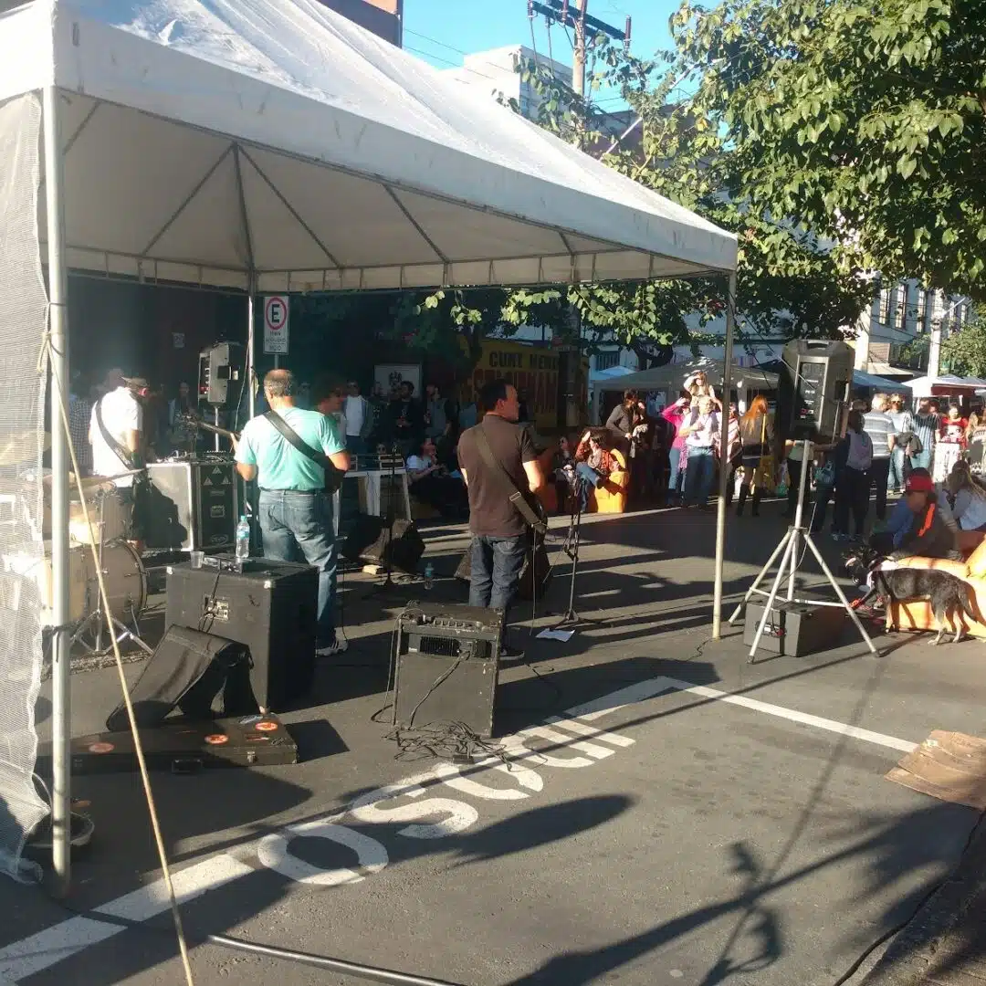 Foto real de Feira do Artesanato de Blumenau