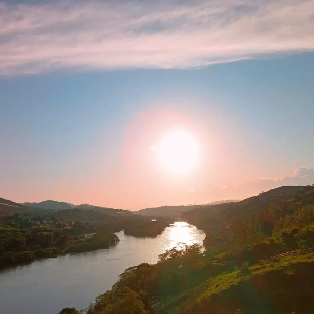 Foto real de Mirante do Rio Paraíba do Sul