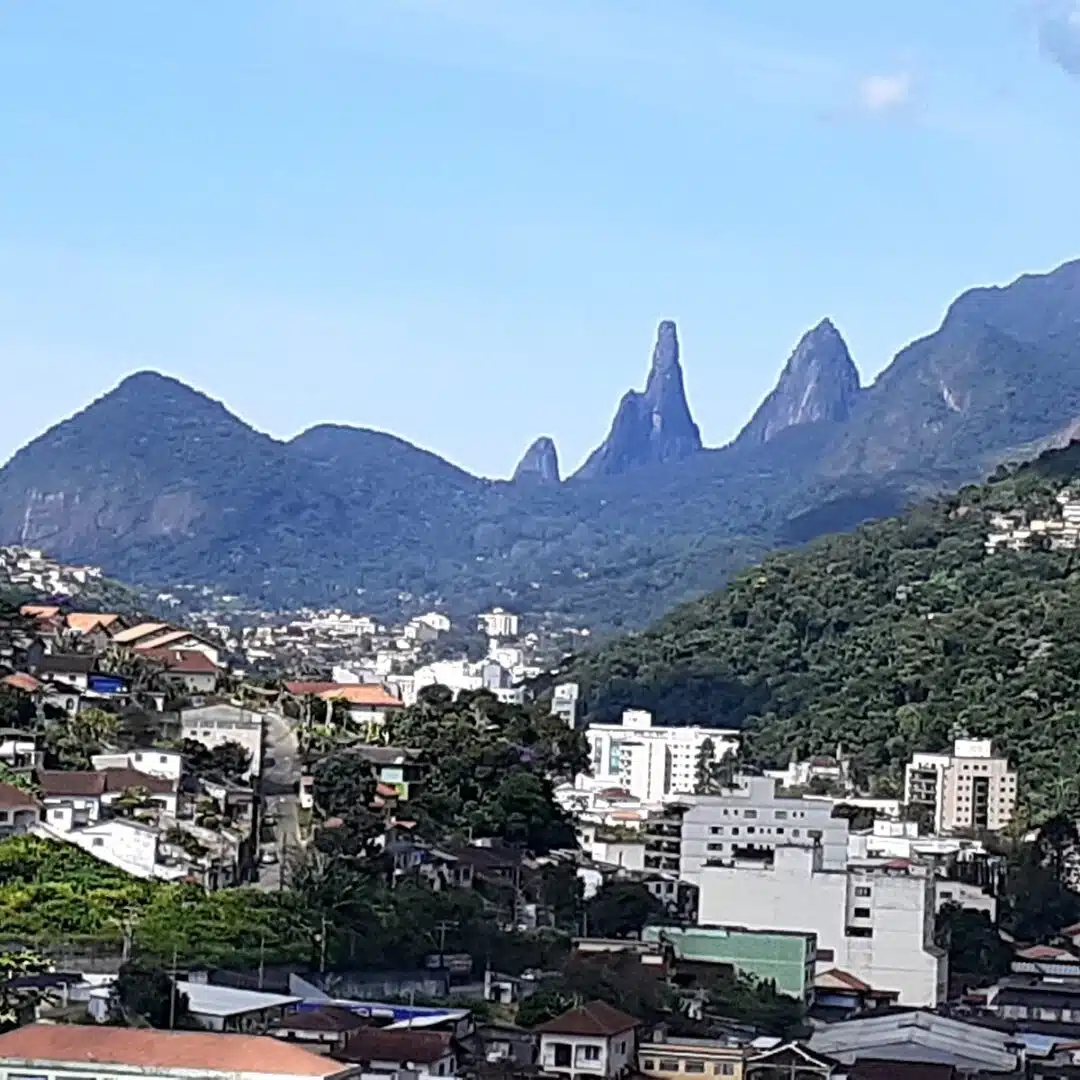 Foto real de Mirante do Vale do Paraíba