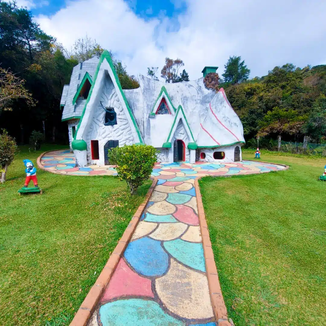 Foto real de Parque da Lagoa Encantada