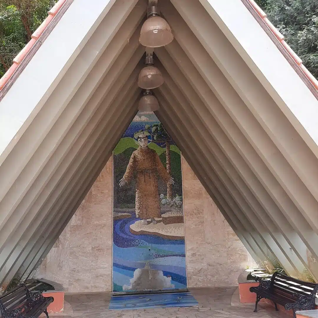 Foto real de Praça do Artesão