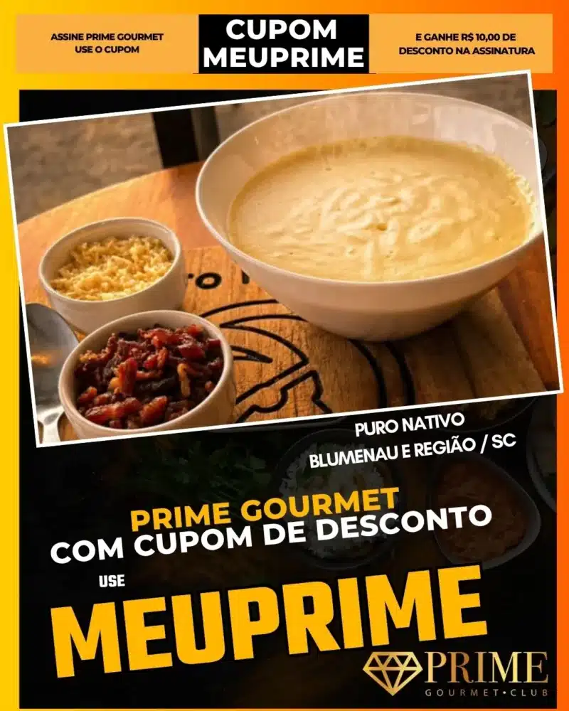 Tigela de creme com queijo e bacon