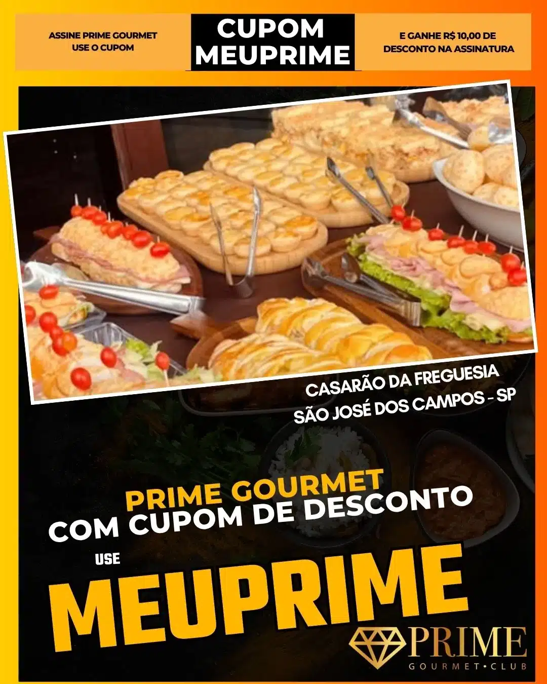 Mesa com salgados e sanduíches gourmet variados