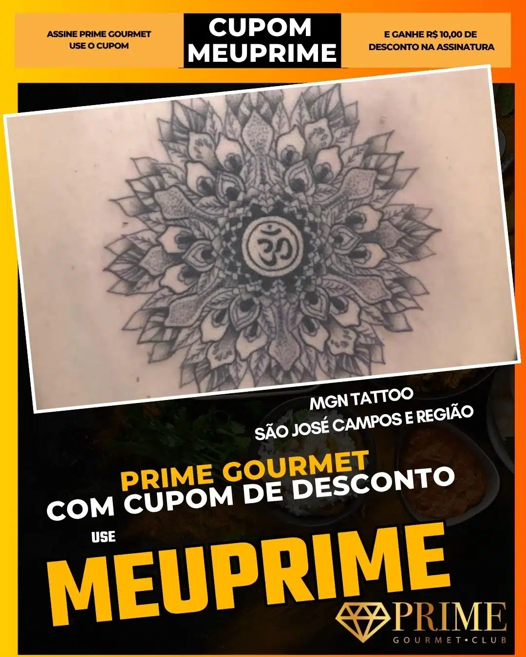 Tatuagem mandala com símbolo Om em destaque