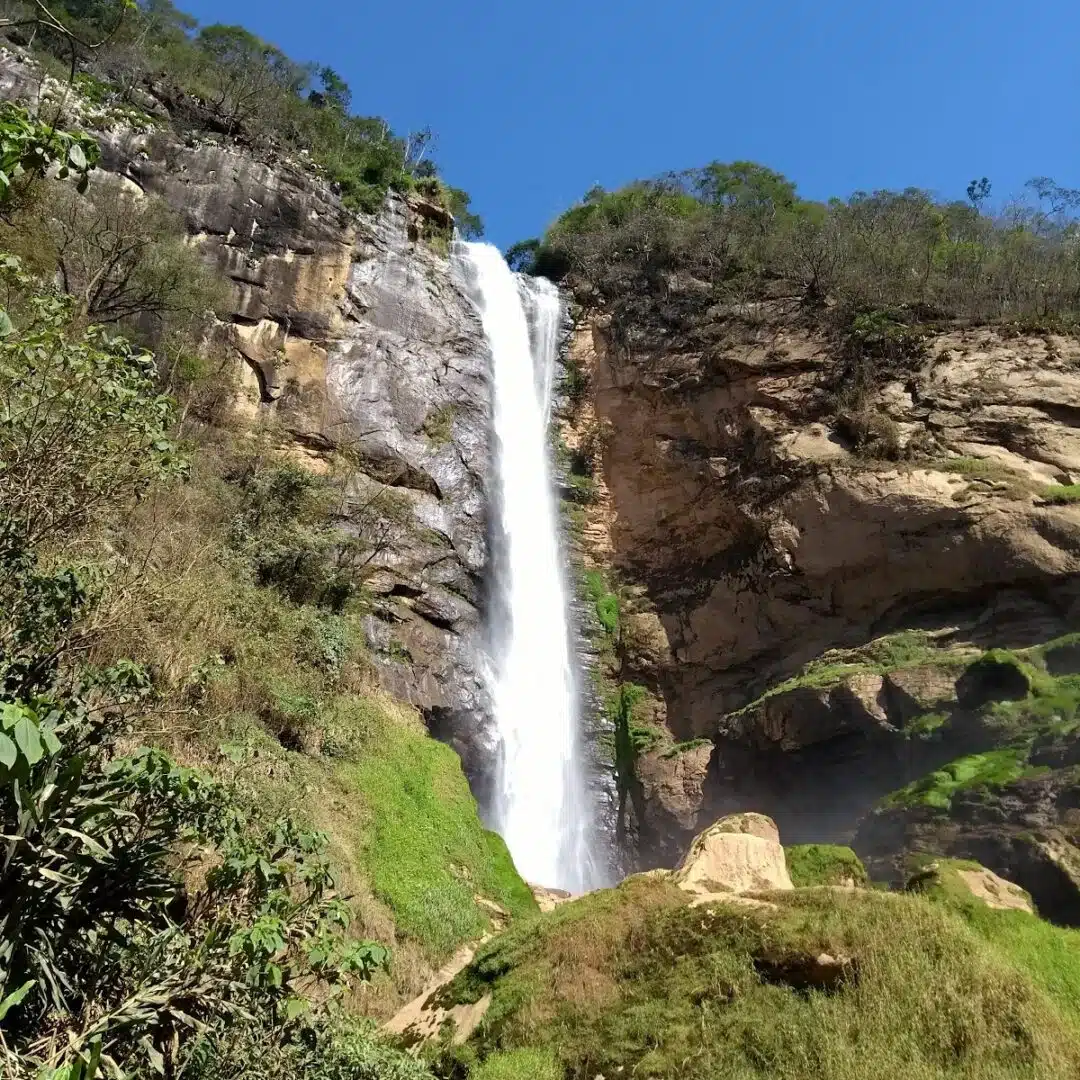 Foto real de Cachoeira do Rio Paquequer