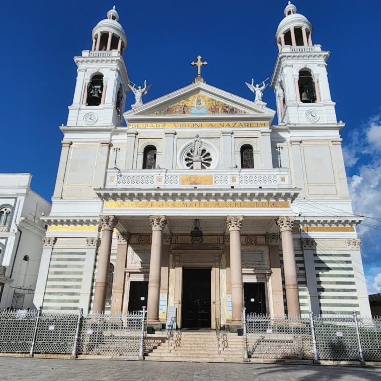 Foto real de Basílica Santuário de Nossa Senhora de Nazaré