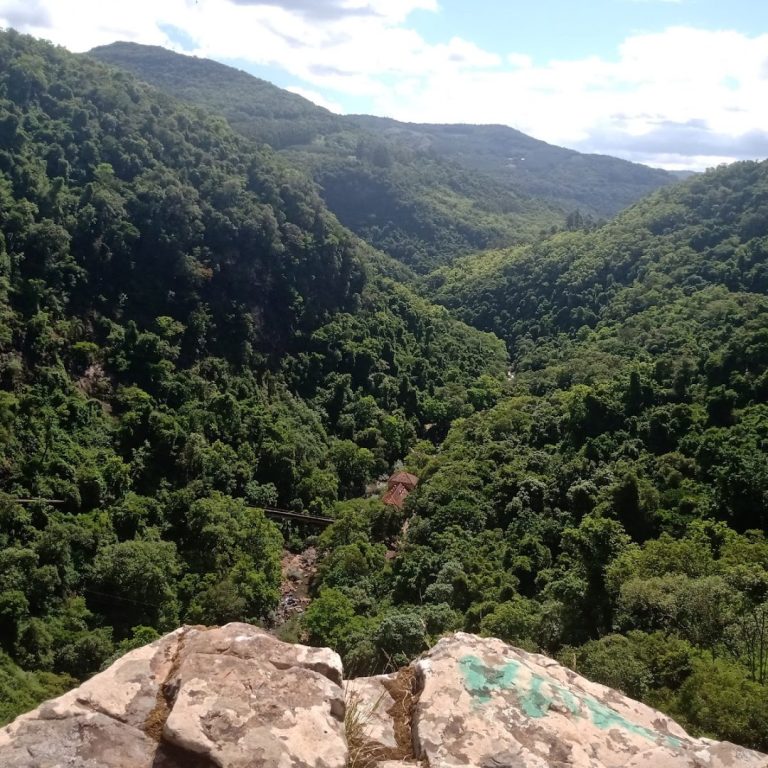 Foto real de Cachoeira Arroio da Bica