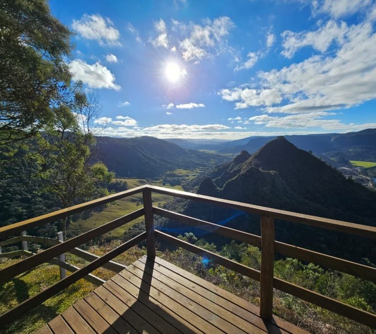 Foto real de Paisagem do Morro Azul