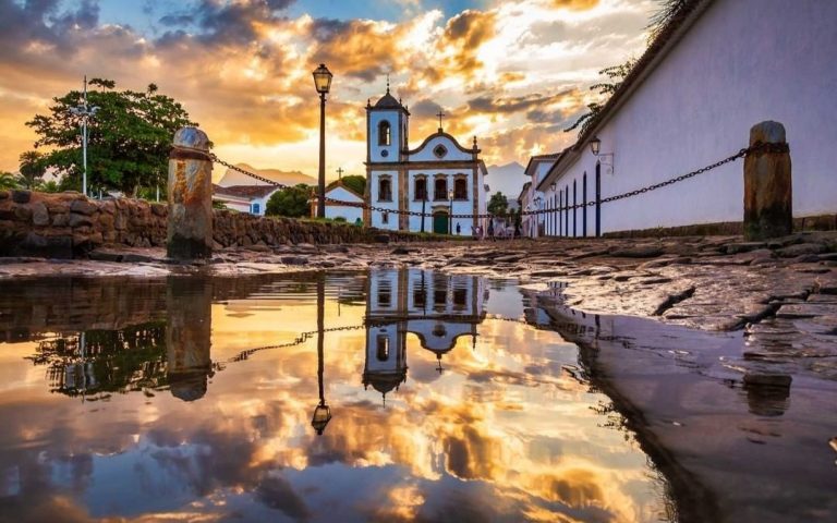 Foto real de Centro Histórico de Paraty