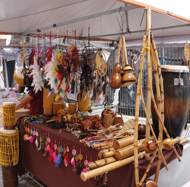 Foto real de Feira do Largo da Ordem
