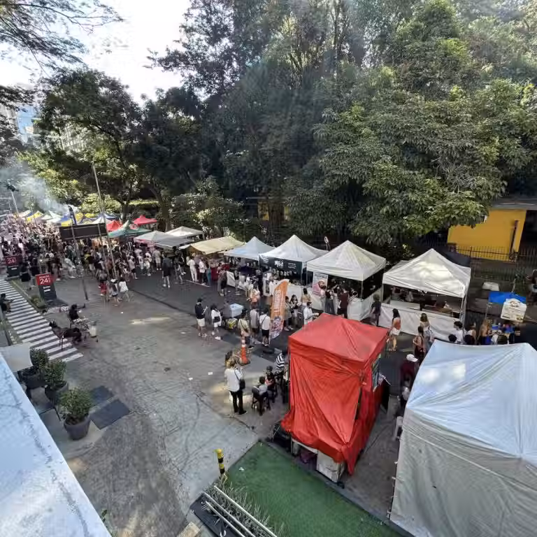 Foto real de Feira Gastronômica da Paulista - Feira Rocha Azevedo