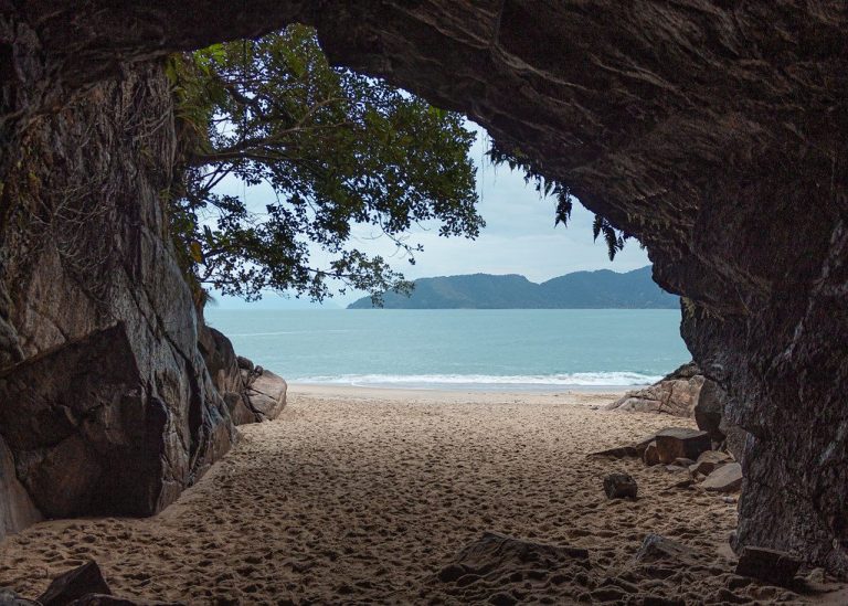 Foto real de Gruta Que Chora