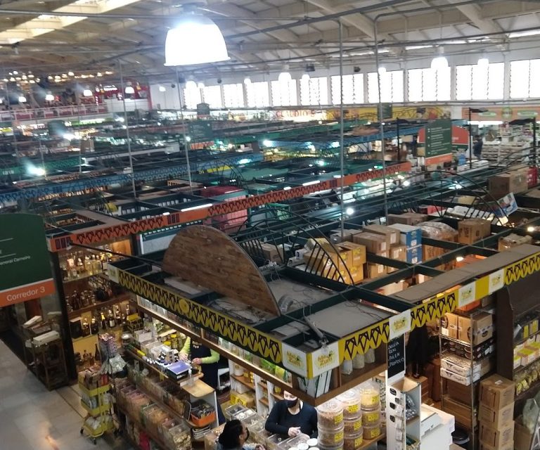 Foto real de Mercado Municipal de Orgânicos