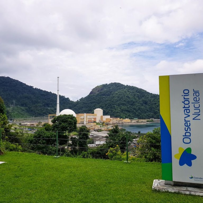 Foto real de Observatório Nuclear