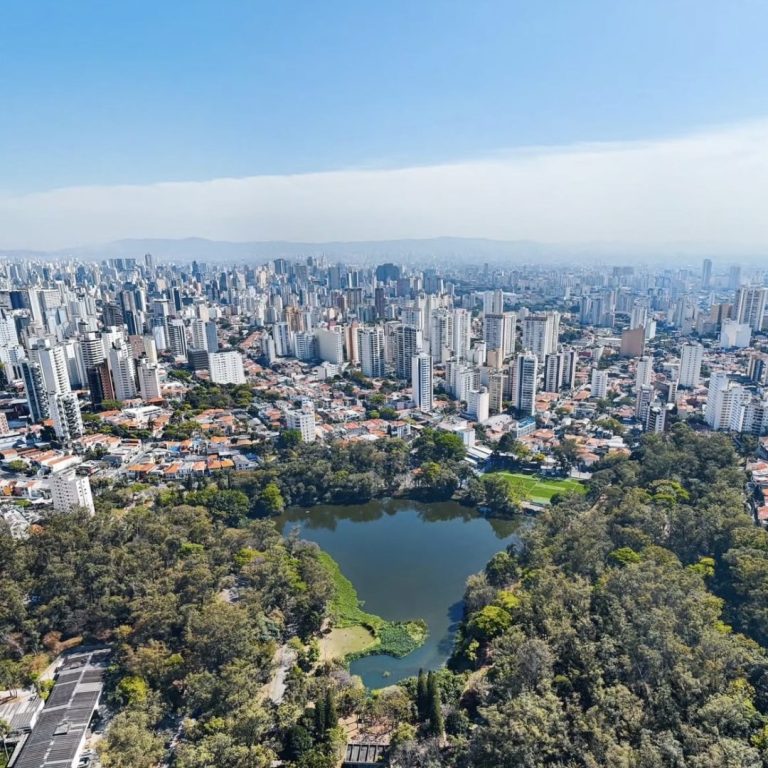 Foto real via Google