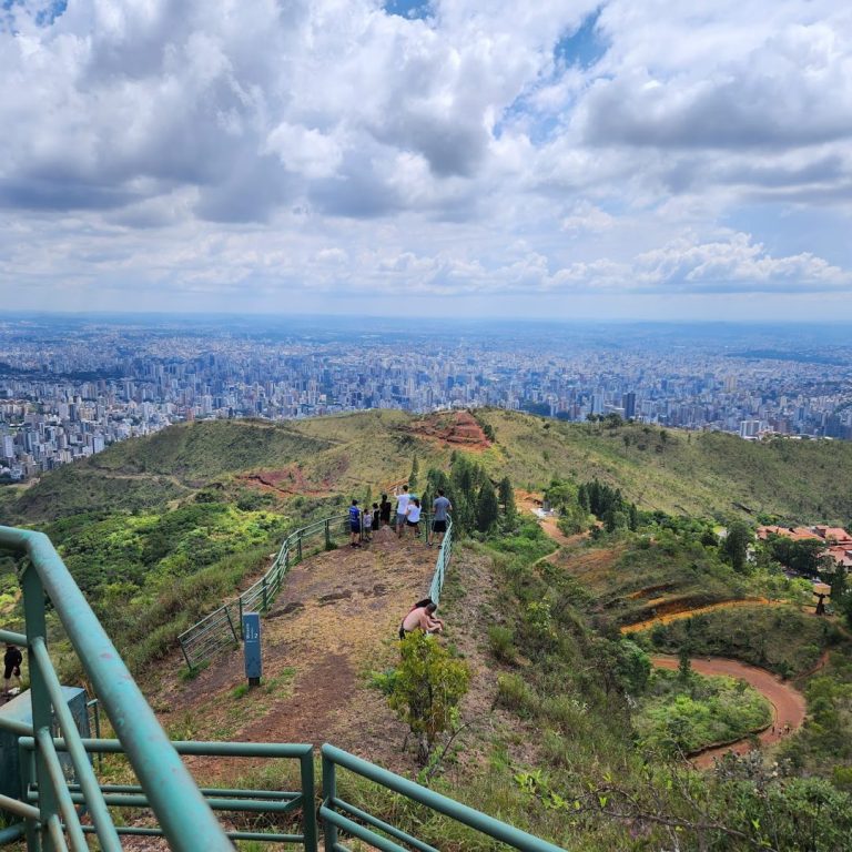 Foto real de Parque da Serra do Curral