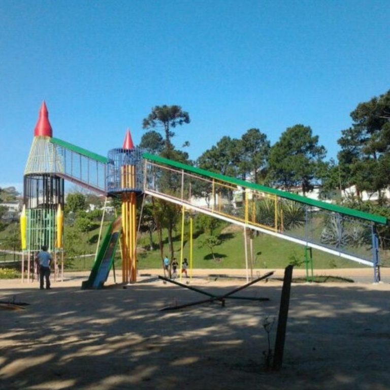 Foto real de Parque Regional da Criança Palhaço Estremilique
