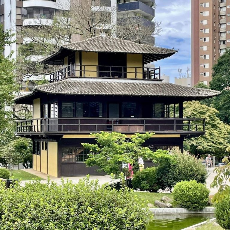 Praça do Japão Curitiba