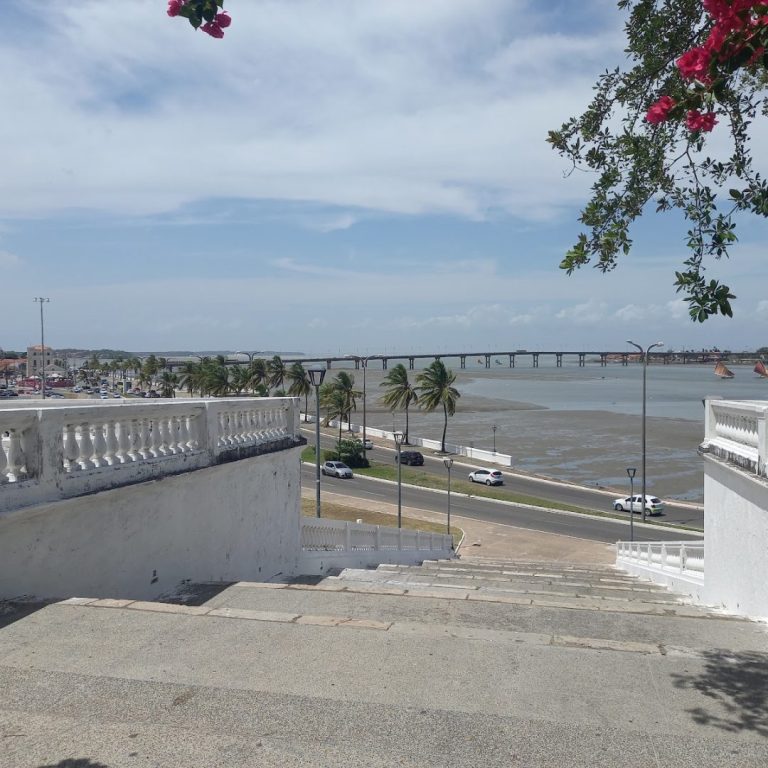 Foto real de Praça Maria Aragão