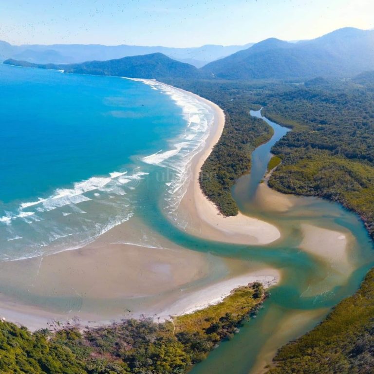 Foto real de Praia do Fazenda