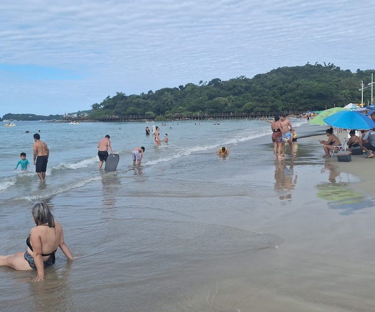 Foto real de Praia de Bombas