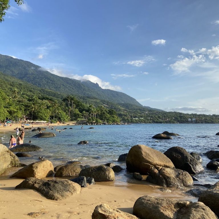 Foto real de Praia do Julião
