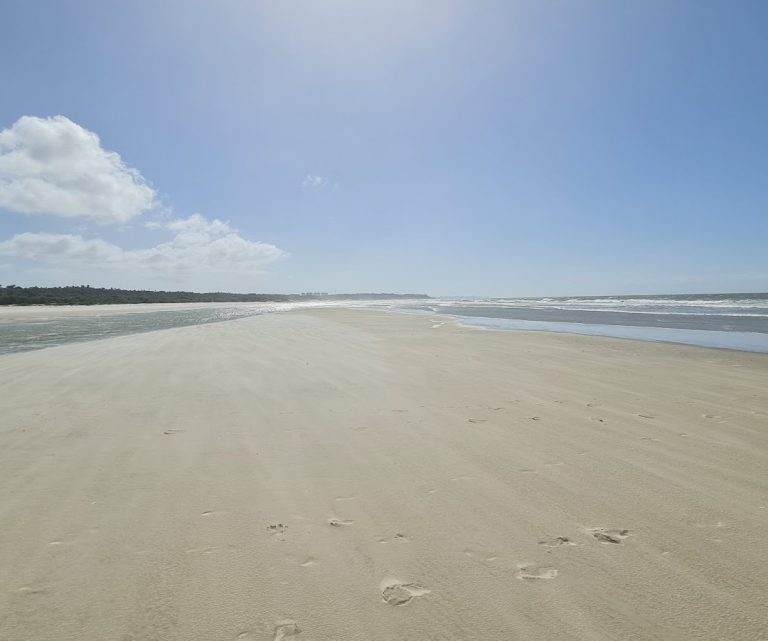 Foto real de Praia do Mangue Seco