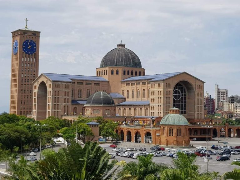 Foto real de Santuário Nacional de Nossa Senhora da Conceição Aparecida