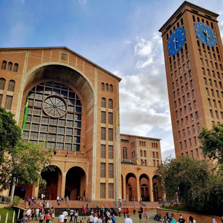 Foto real de Santuário Nacional de Nossa Senhora da Conceição Aparecida